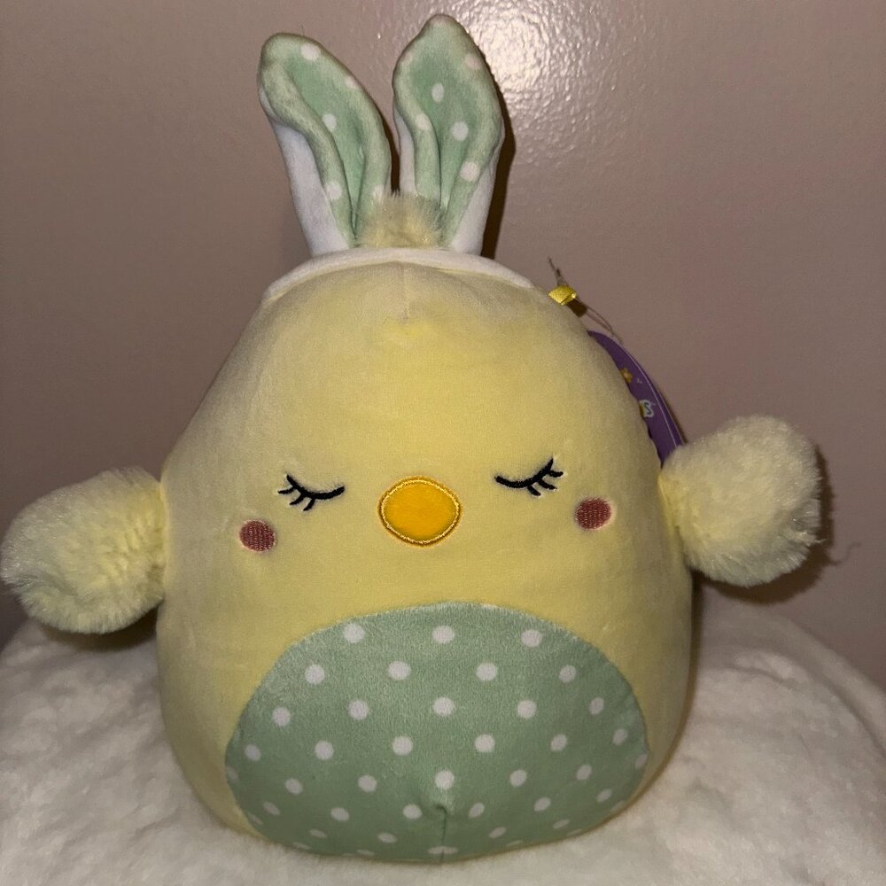Squishmallows 8" Aimee the Bunny Ears Yellow Chick